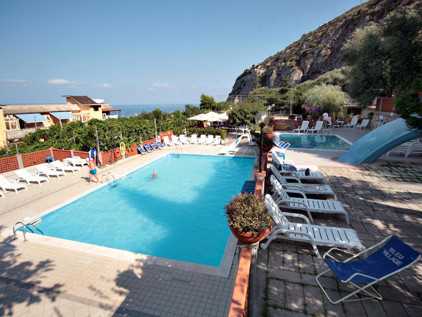 Bleu Village dei F.lli Russo Club Europa snc